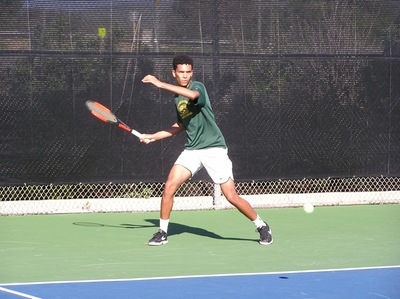 Men’s Tennis Narrowly Squeezed from Postseason